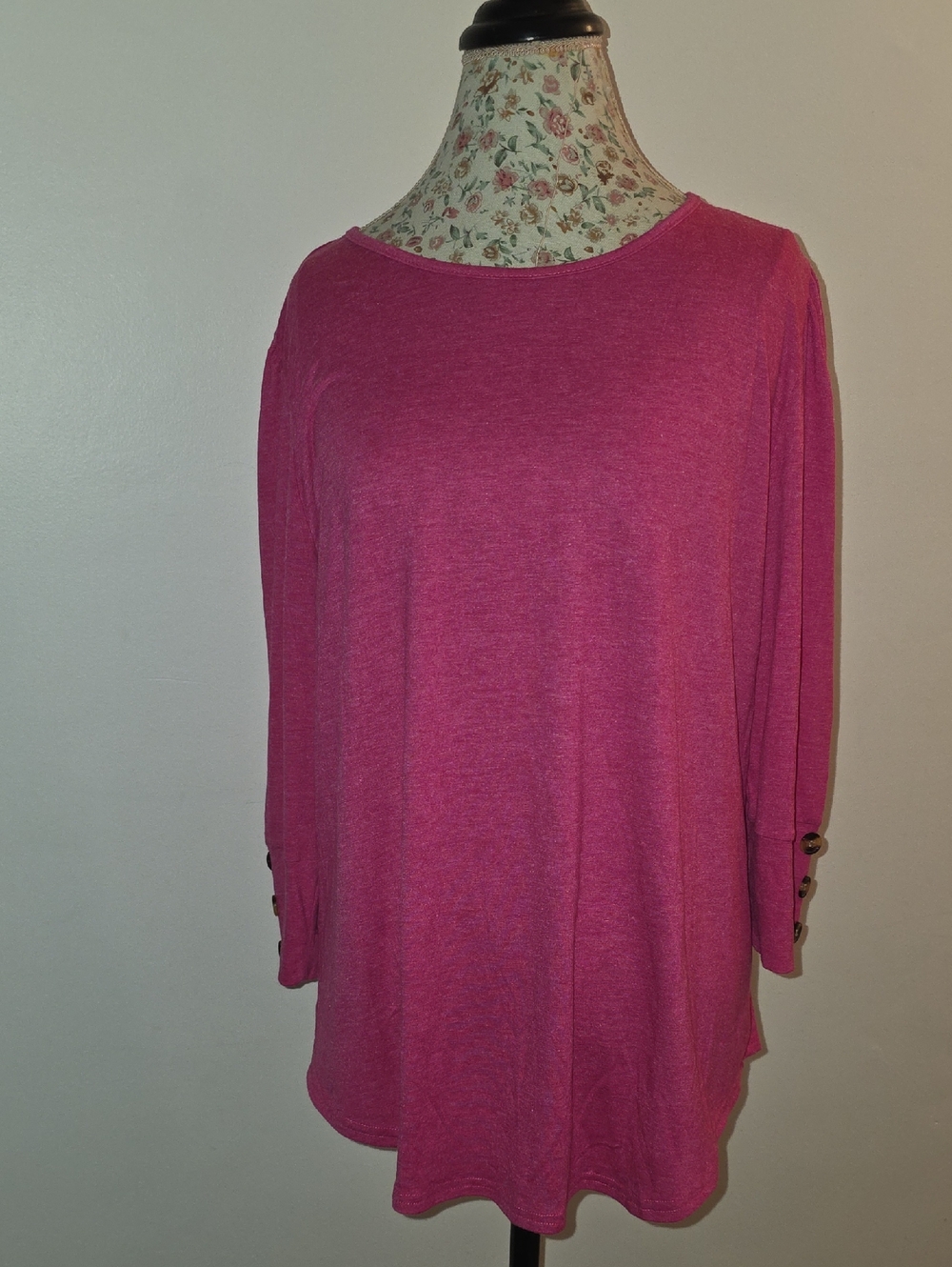 Women's Long Sleeve Crewneck Top in Magenta with Button Cuffs